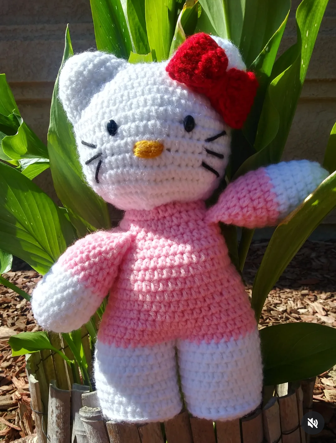 Hello kitty plushie