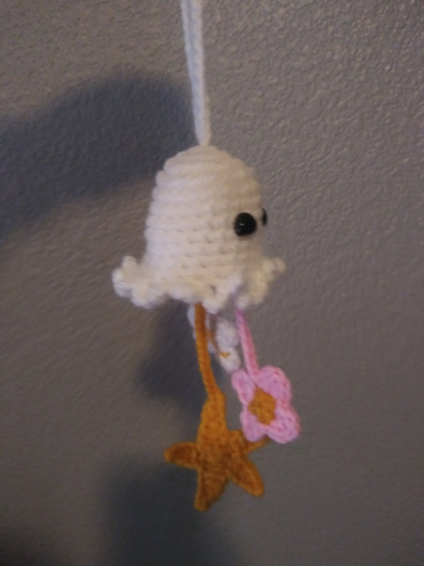 Coztimizable ghost keychains