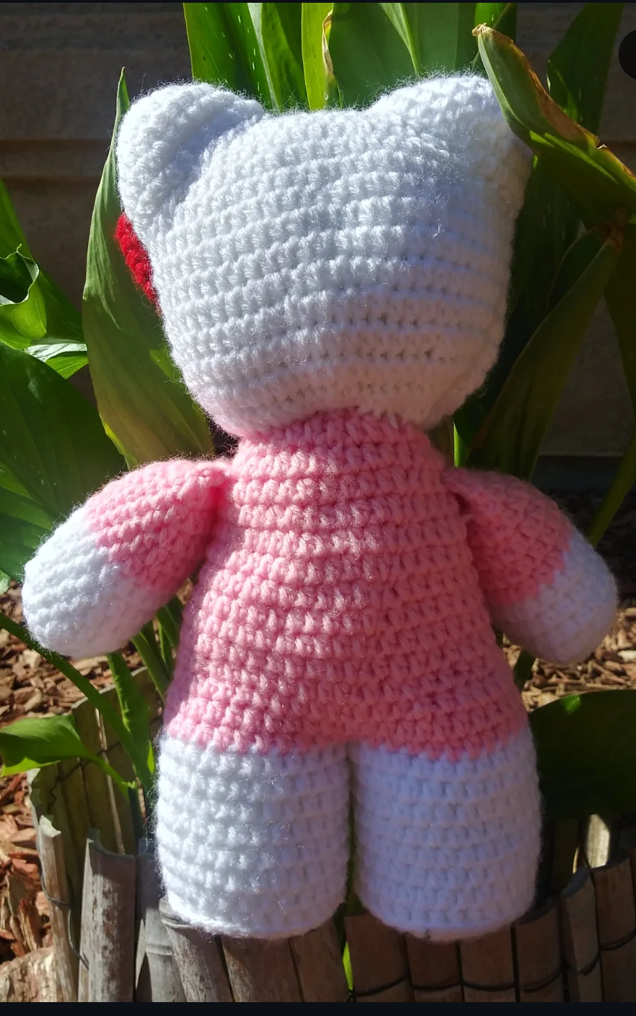 Hello kitty plushie